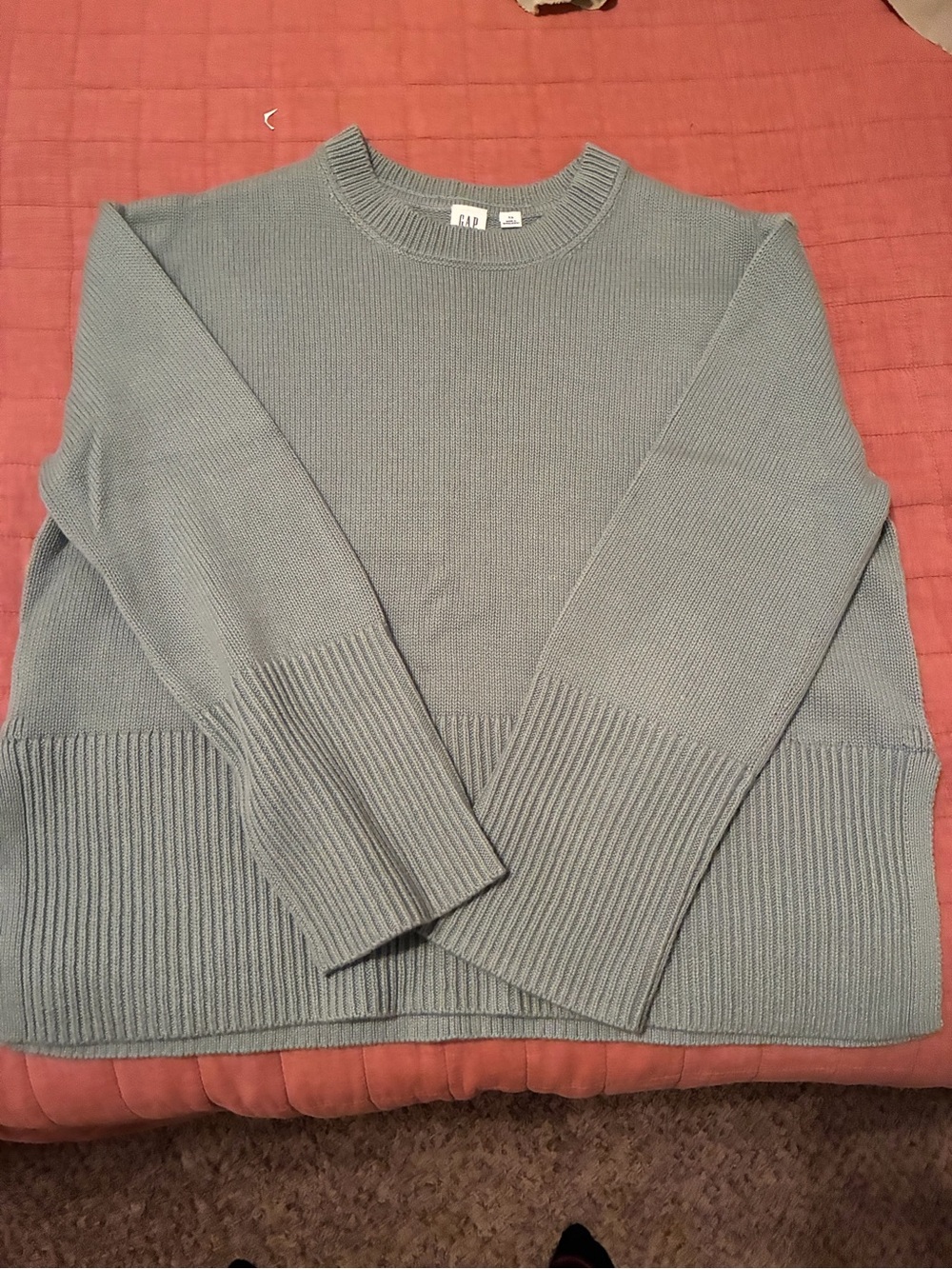 GAP Men's Crewneck Sweater in Light Gray